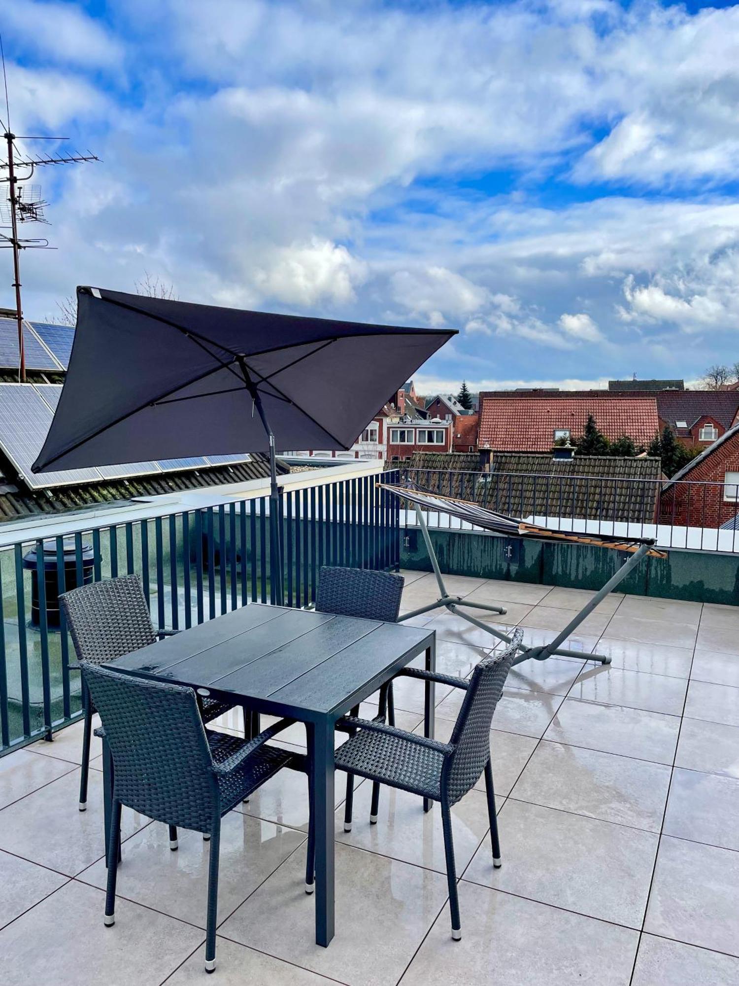 Ahaus: Stadtoase Mit Terrasse & Privater Garage Luaran gambar