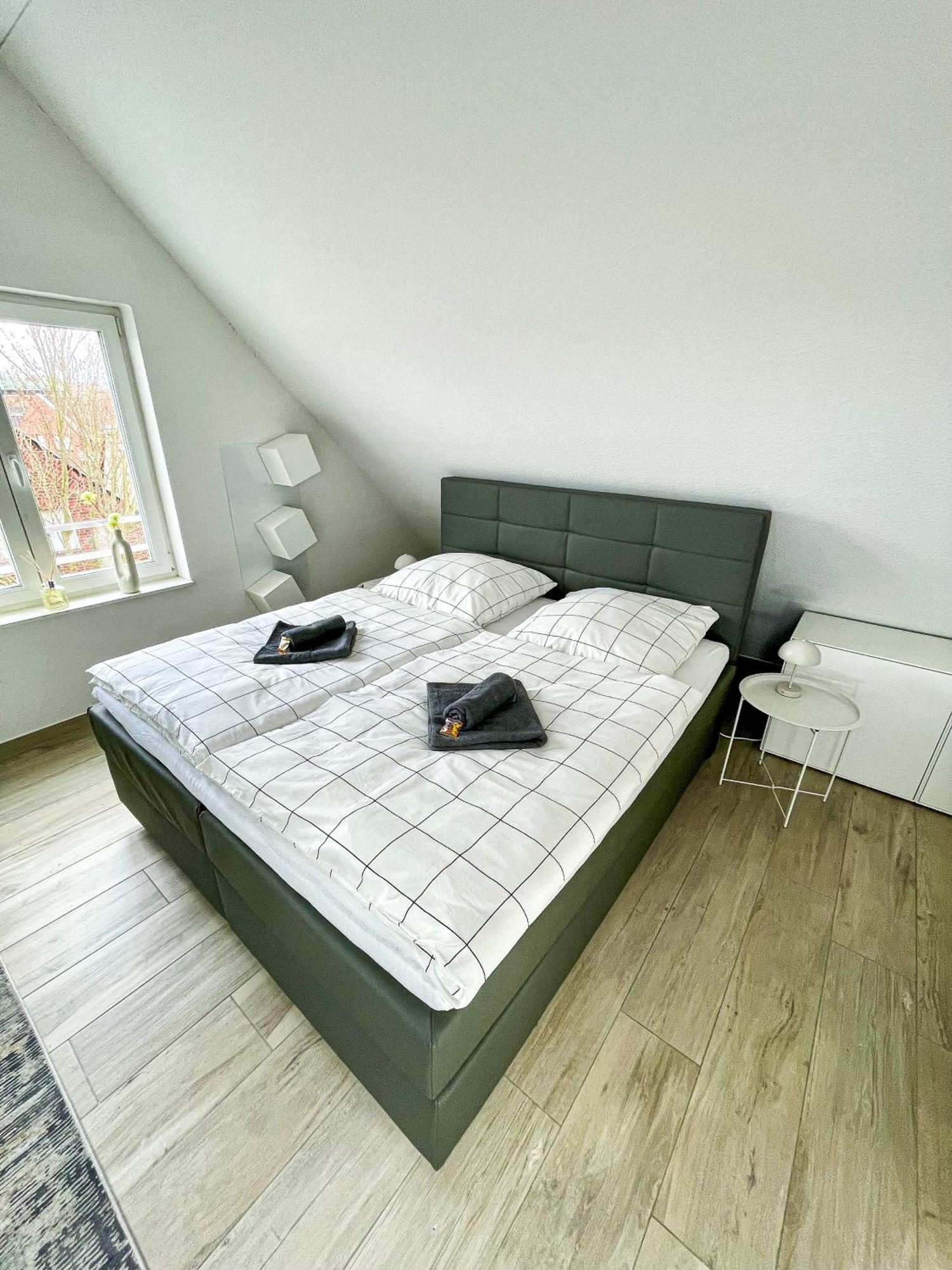Ahaus: Stadtoase Mit Terrasse & Privater Garage Luaran gambar
